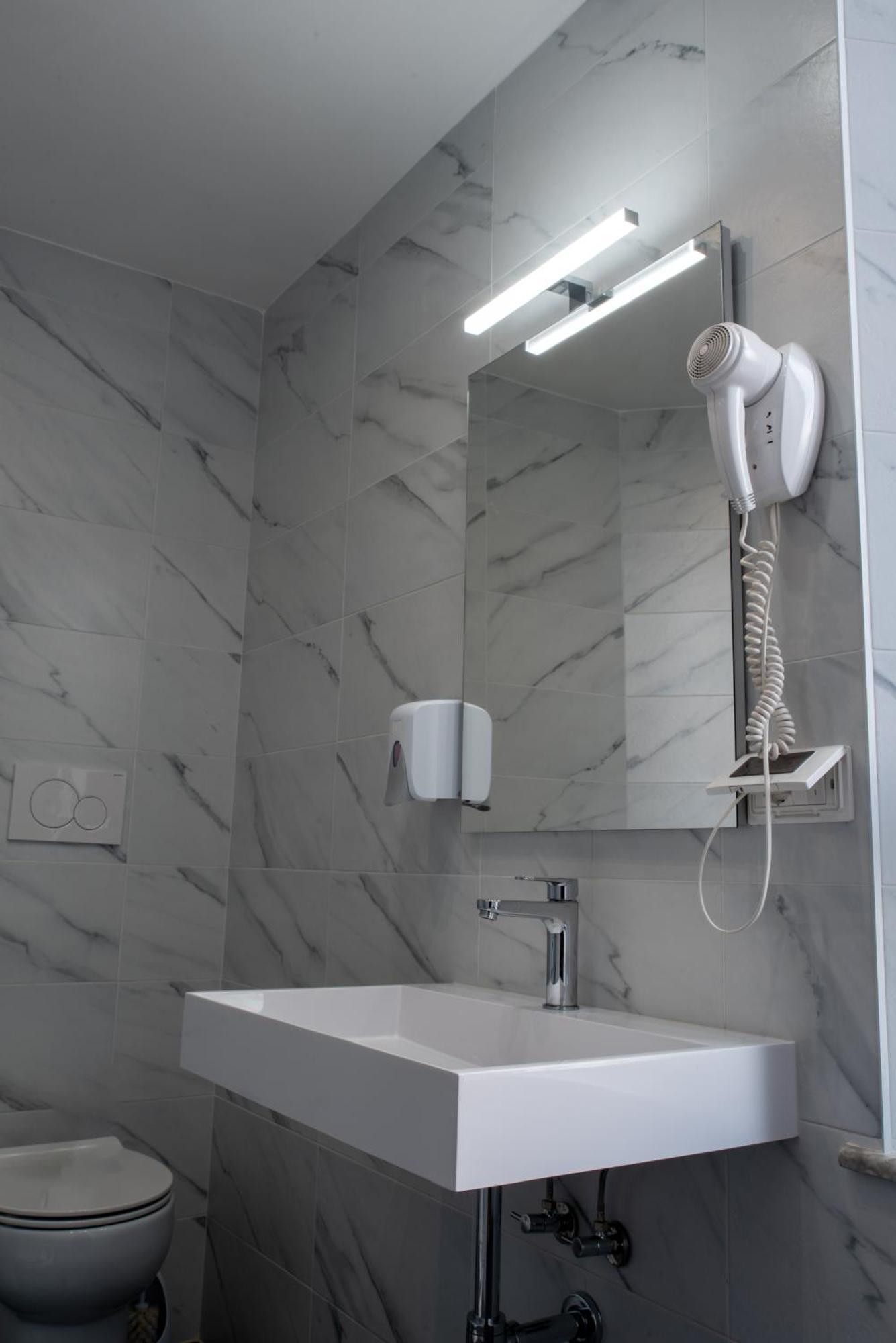 Hotel Philia Roma Ngoại thất bức ảnh